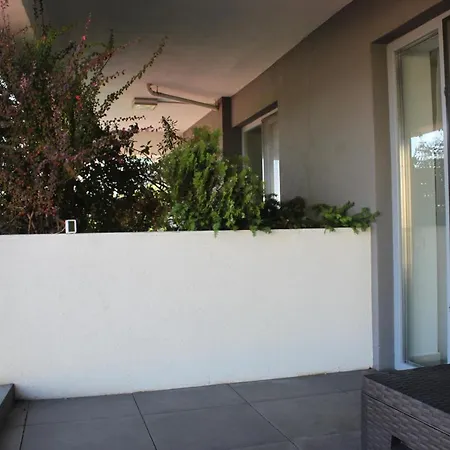 Central District Cuza 99 Apartament Bucureşti