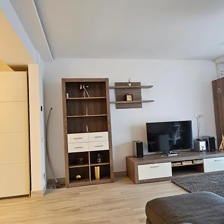 Central District Cuza 99 Bucureşti