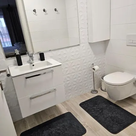 Apartment Central District Cuza 99